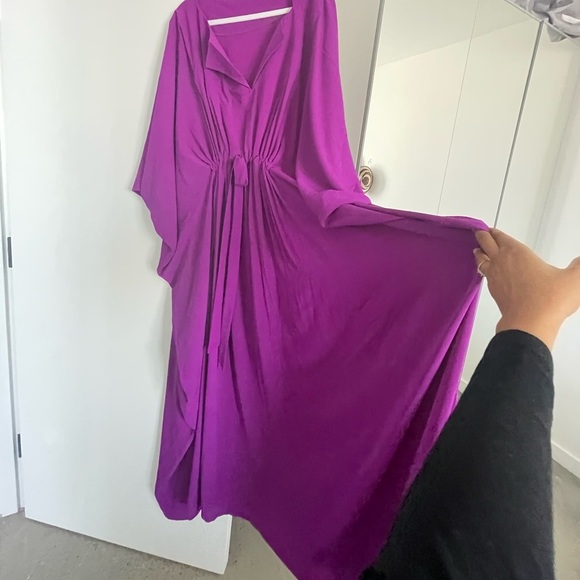 Elegant Purple Evening Gown - Picture 5 of 7